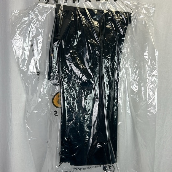 St. John Sport by Marie Gray Luxurious Stretch Black Pants with Gold Acc… - Picture 12 of 12